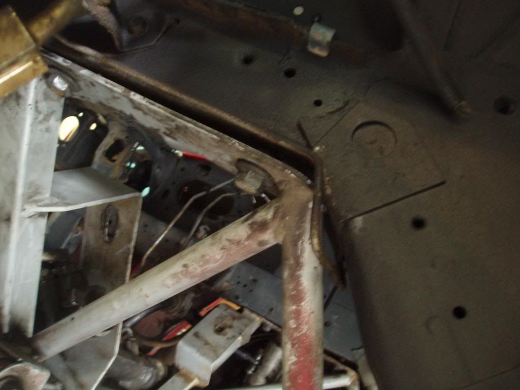 ushsplittercalyenginebayttopkmember012_zps797e6dde.jpg